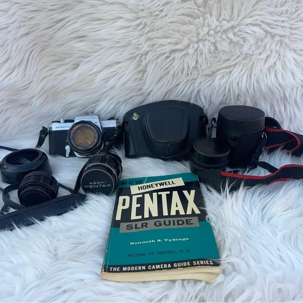 Vintage Asahi Pentax Spotmatic SP 35mm SLR w/ Multiple Lenses & Cases - Japan